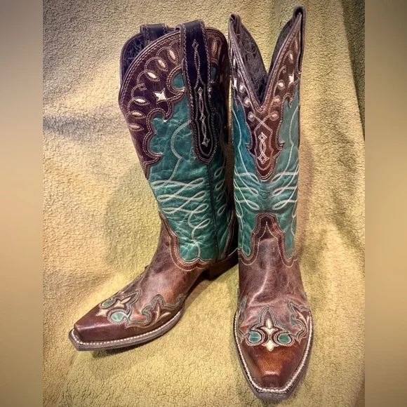 💙NEW! Ariat western leather boots - Picture 2 of 6